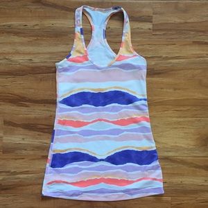 Lululemon tank